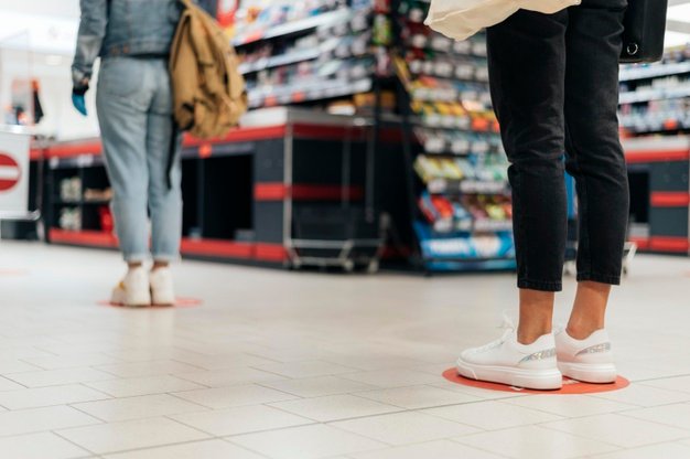 Todo o estado de São Paulo volta na fase vermelha da quarentena da Covid-19 no feriado de natal e ano novo, confira o que abre e o que fecha